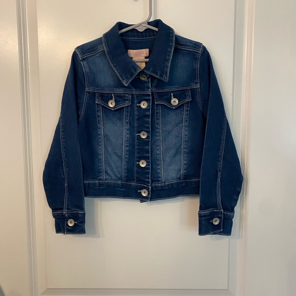 Girls Size 7/8 Squeeze Dark Wash Snap ClosureJean Jacket